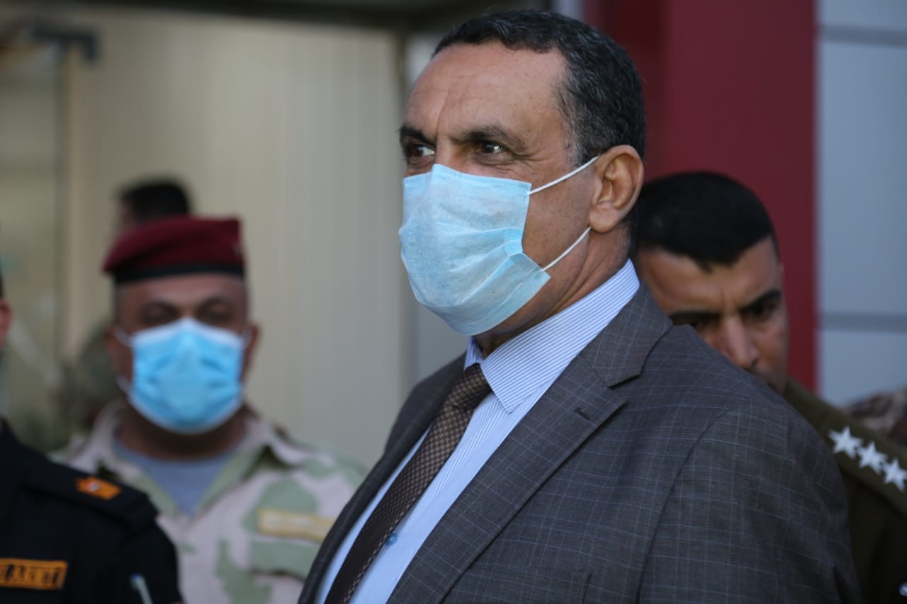 محافظ كركوك  يتبرع براتبه ومخصصاته طيلة فترة ازمة كورونا ..ويخصص ألفي سلة غذائيه ستوزع للمتعففين الكرام 