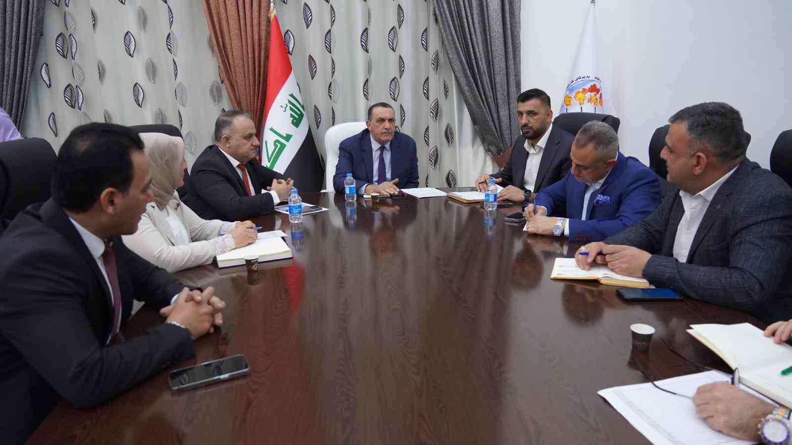 السيد محافظ كركوك ..  يبحث جهود تنظيف المدينة ،ويؤكد هدفنا العمل جميعاً لأجل انجاح جهود التنظيفات .