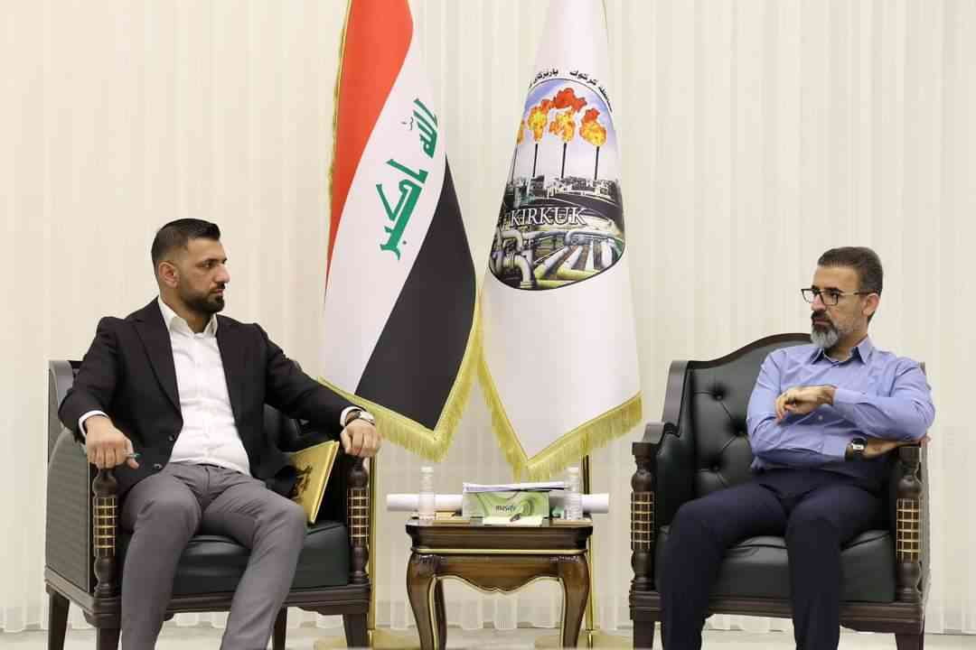  ضمن حرصه على انشاء مساحات خضراء وإدامتها ..    محافظ كركوك ريبوار طه مصطفى   يوجه بزيادة المساحات الخضراء .