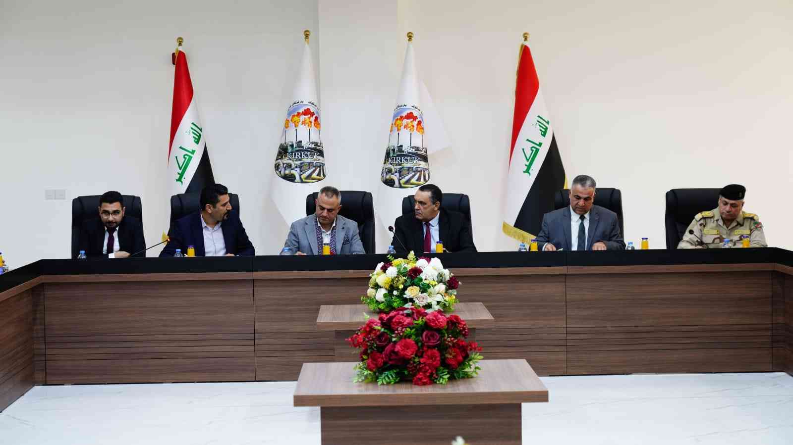 السيد محافظ كركوك يشارك في  اجتماع الفصل الاول للجنة المبادرات المجتمعية لممثلي دوائر الدولة .