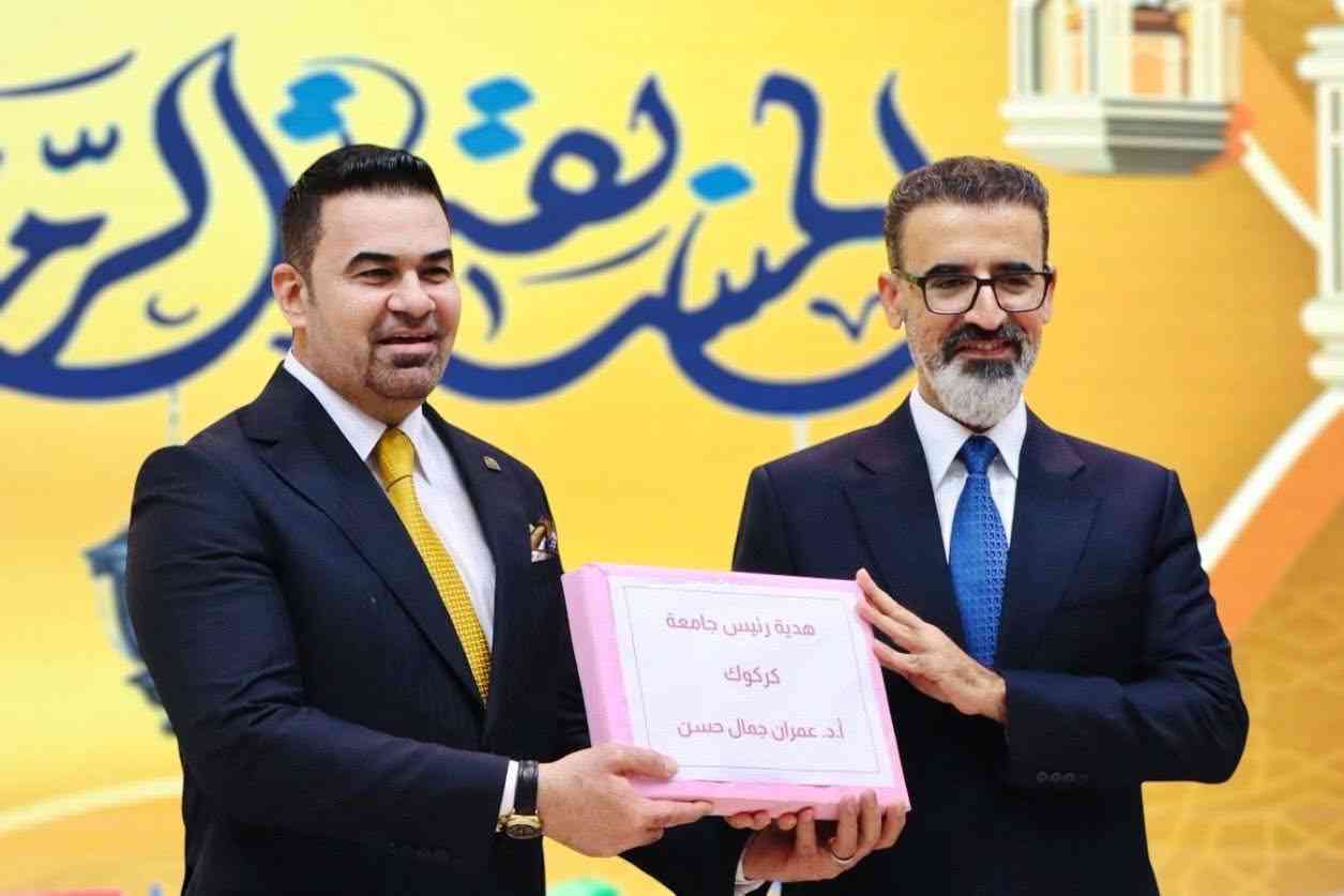 زار محافظ كركوك السيد ريبوار طه   رئاسة جامعة كركوك والتقى بالدكتور عمران جمال حسن رئيس الجامعة وعدد من عمداء الكليات وأساتذة الجامعة. 