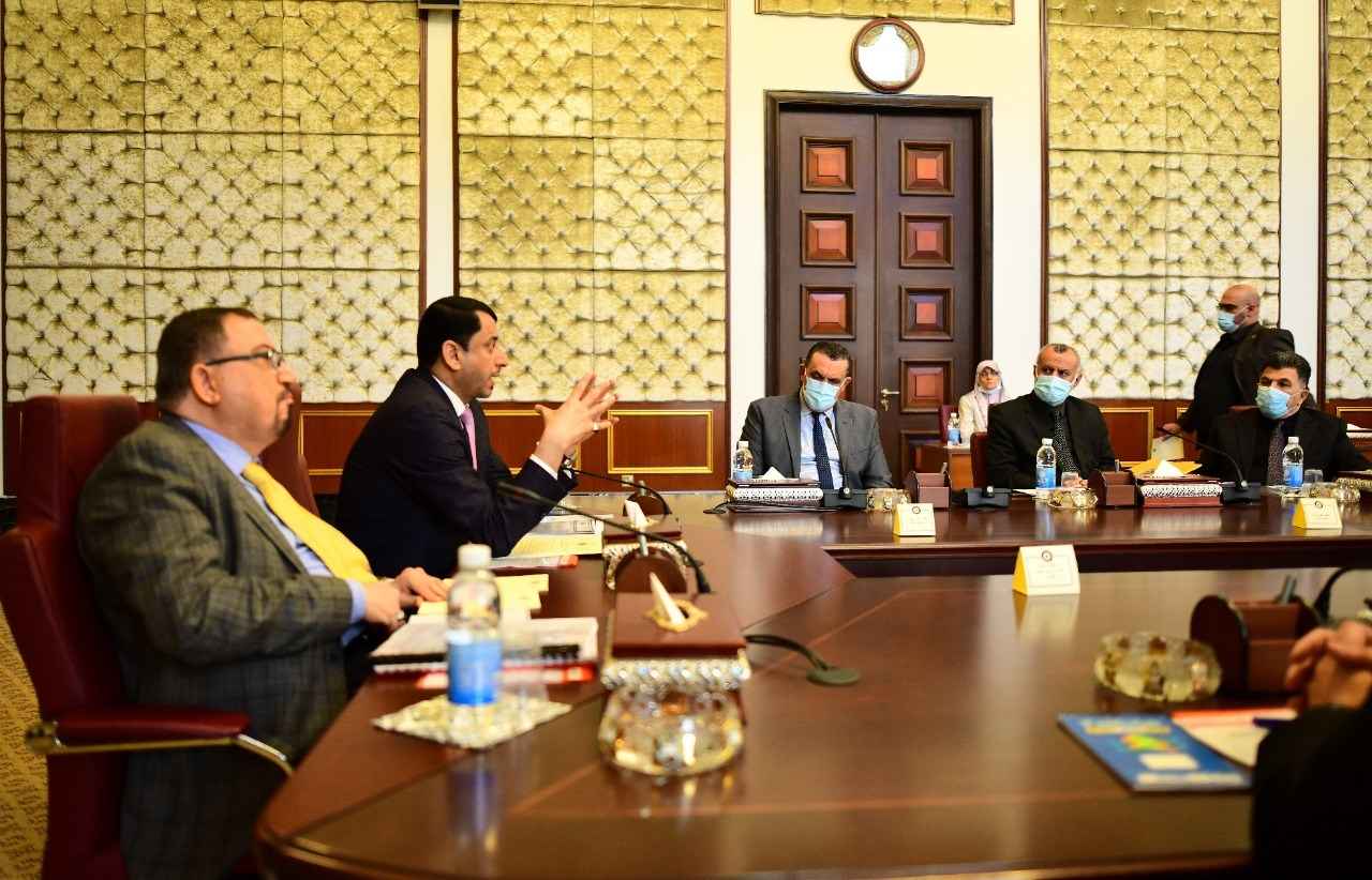 اللجنة العليا للاعمار والخدمات تبحث  سرعة تنفيذ المشاريع الحيوية المتلكئة ،وتقديم الدعم . الجبوري يطالب بدعم كركوك بملف تجهيز الكهرباء والتنظيفات . محافظ كركوك  يطالب بتاهيل طريق بغداد كركوك ،واكمال الملعب الاولمبي وتمويل المشاريع وصرف مستحقات الفلاحين .