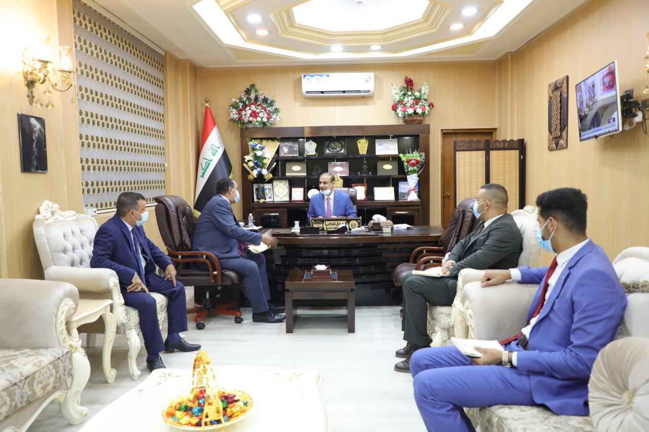 وزير العمل يبحث مع محافط كركوك  تأمين متطلبات المستفيدين من رواتب الحماية الاجتماعية وذوي الاعاقه ودعم تشكيلات الوزارة في كركوك 