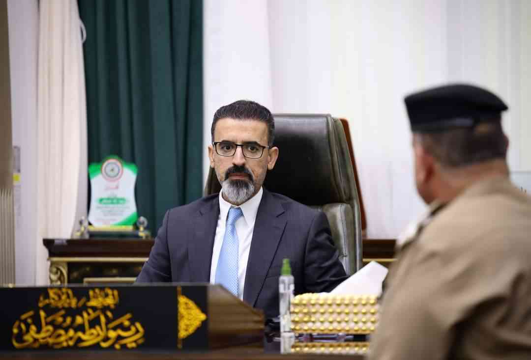 محافظ كركوك ريبوار طه  يوجه باتخاذ التدابير الاحترازية وتنظيم حملات توعية للدفاع المدني بمدارس كركوك