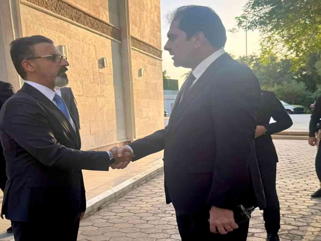 رئيس مجلس النواب بالنيابة ..  يبارك لمحافظ كركوك ريبوار طه مصطفى مهامه الجديدة