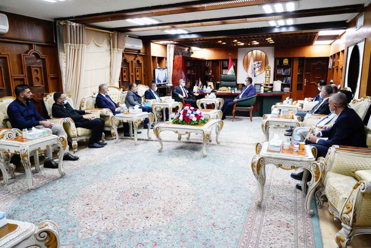 بحث جهود دعم وتنفيذ مشاريع الموارد المائية في كركوك   السيد محافظ كركوك يلتقي الوكيل الفني لوزارة المواد المائية  