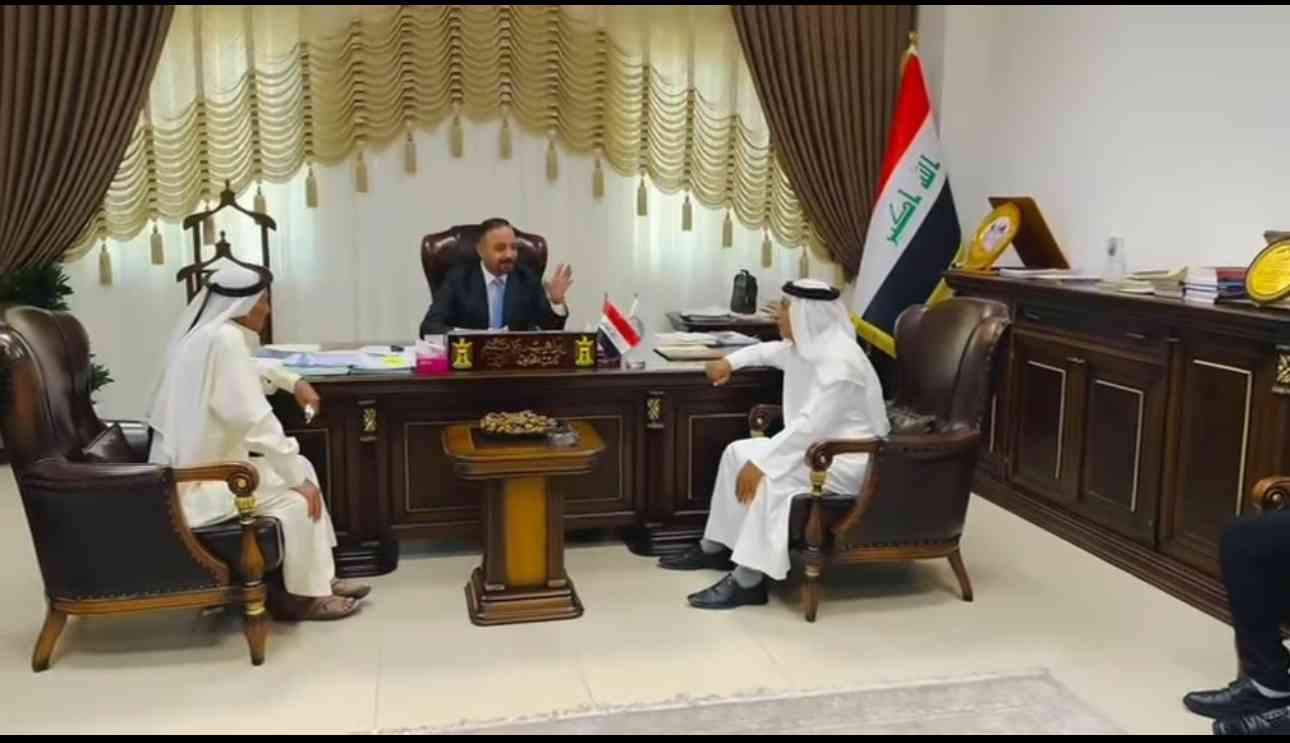 دعماً لجهود ادارة كركوك في خدمة المواطنين     جانب من استقبال السيد النائب الفني الدكتور إبراهيم تميم ، لجمع من المواطنين والنخب الكريمة في كركوك .