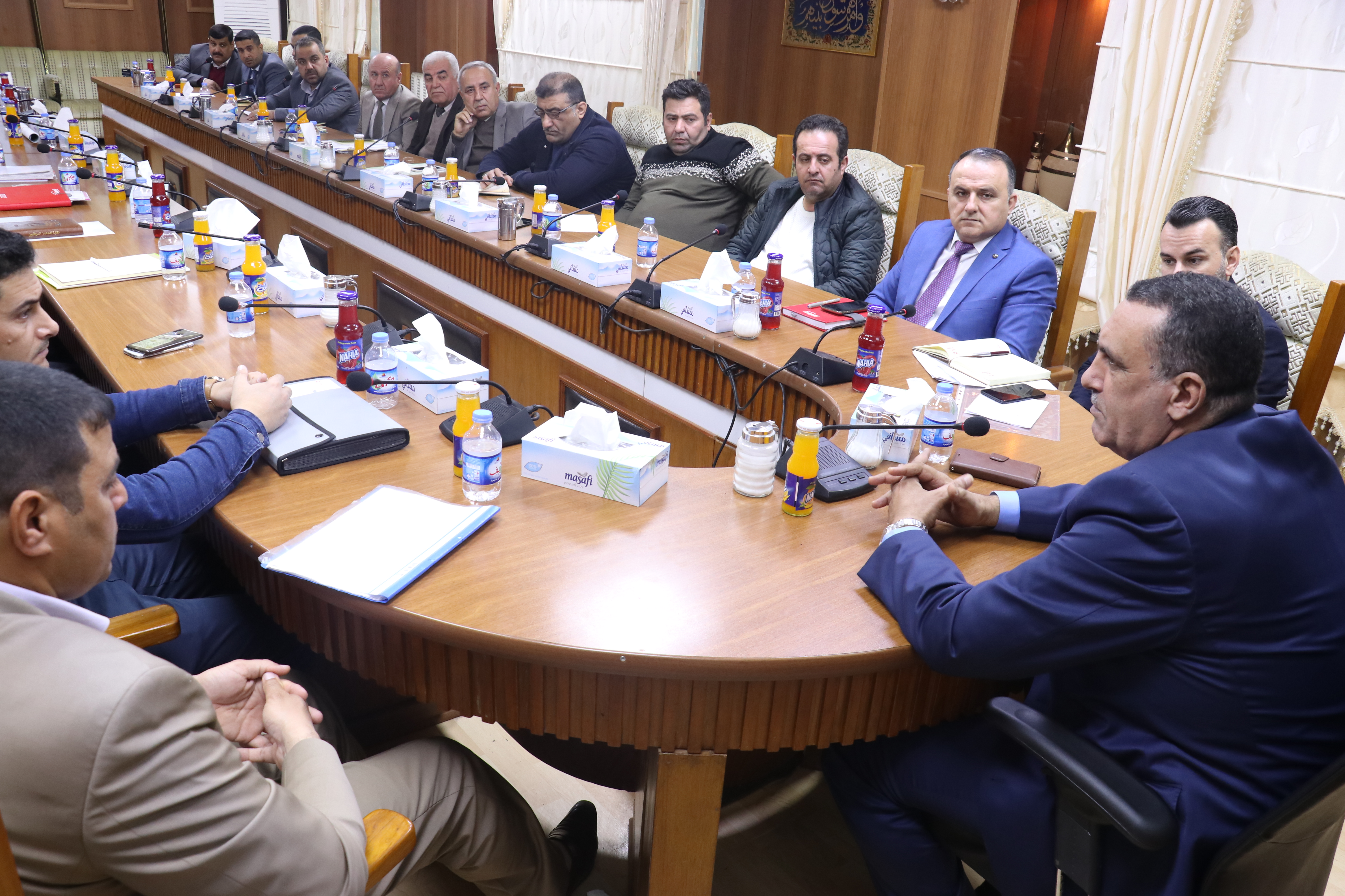   محافظ كركوك  يوجه  دوائر البلديات في عموم المحافظة بمتابعة المشاريع وسرعة تنفيذها لخدمة مواطني محافظتنا 