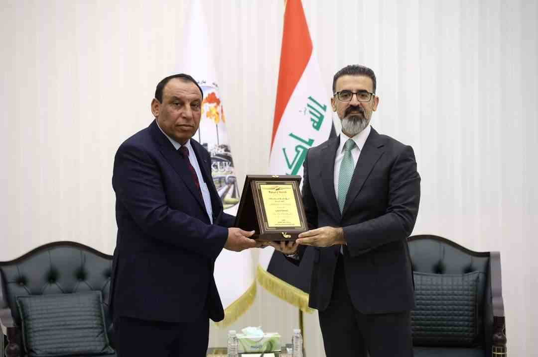 محافظ كركوك ريبوار طه مصطفى   يستقبل الشيخ بدر خلف عباس الصبّاحي