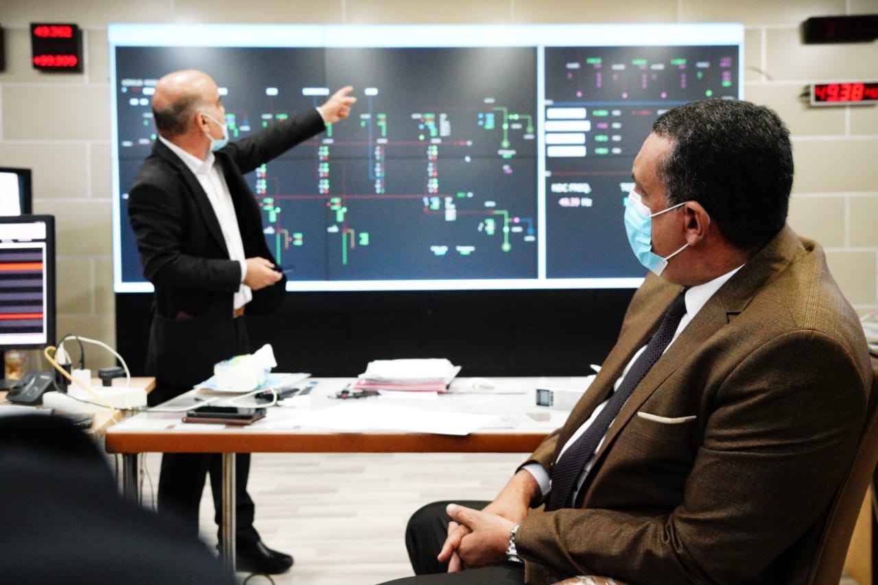      الجبوري  يطالب بزياده تجهيز كركوك عبر الشبكة الوطنية ومنح وقود مدعوم لأصحاب المولدات واكمال نصب المحطات الجديده وانجاز اعمال الصيانة لها  .