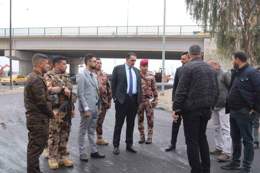 الجبوري .. يتابع ميدانيا اعمال التبليط بشارع الكورنيش بمدينة كركوك