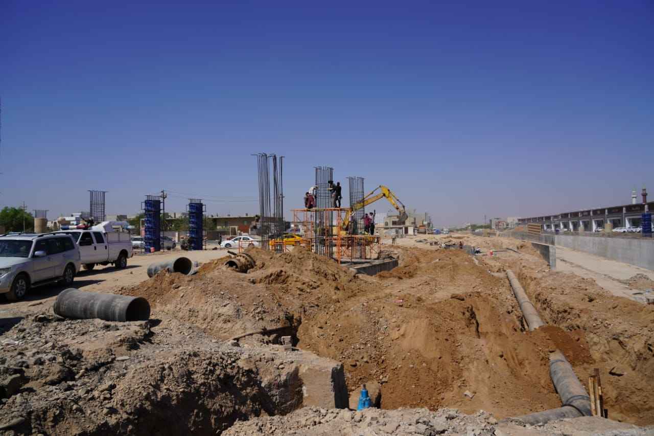    محافظ كركوك  يتابع اعمال تنفيذ مجسر الشهداء ,, ويوجه بسرعة التنفيذ 