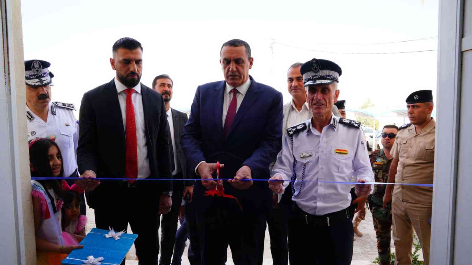 محافظ كركوك ..  يفتتح مبنى مديرية المرور .. ويتحدث هاتفياً مع معالي وزير الداخلية لتقديم الدعم والأسناد ..ويوجه بتأمين متطلبات المديرية واحتياجاتها ..ويلتقي عدد من المواطنين خلال مراجعاتهم .