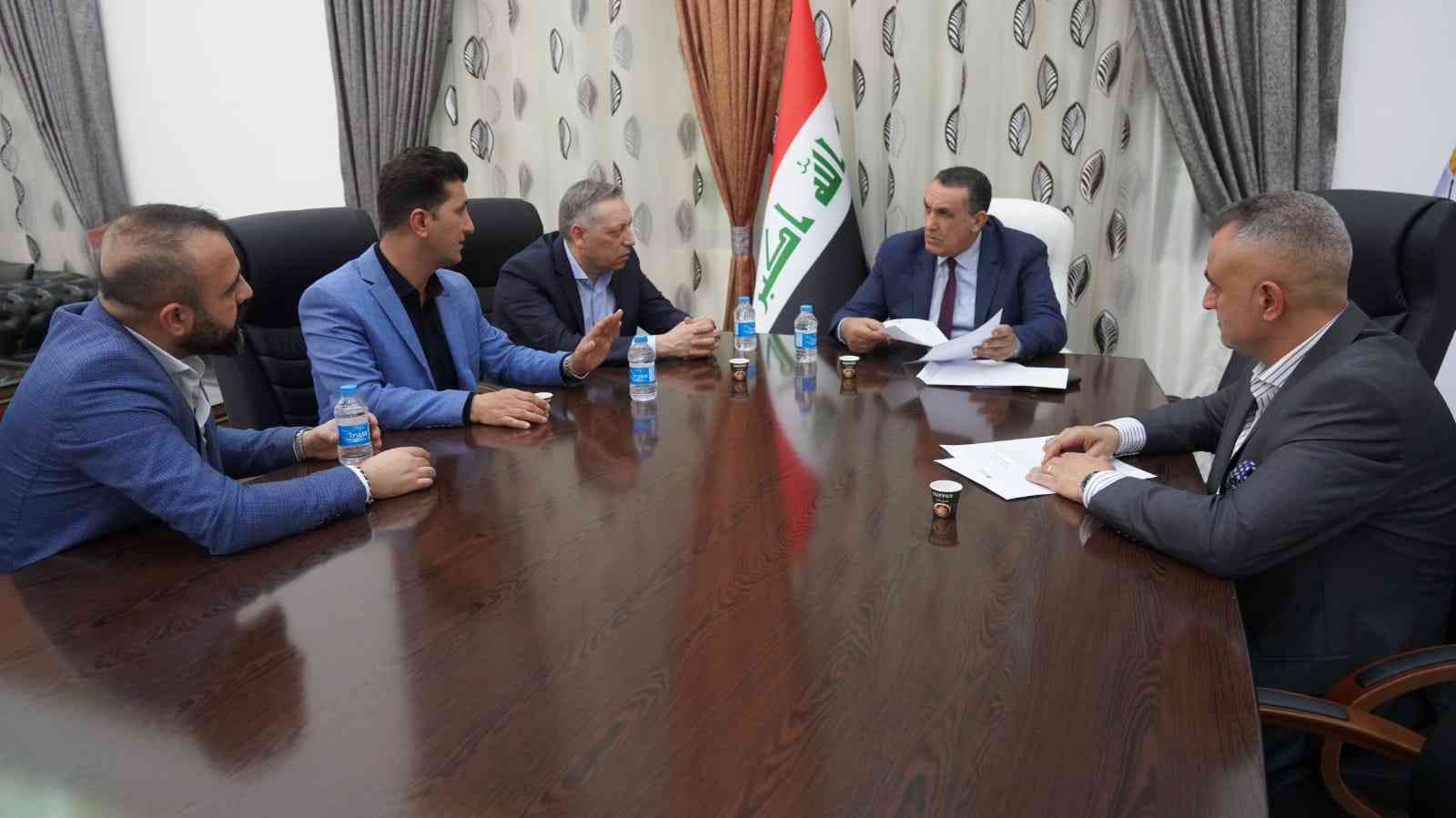 السيد محافظ كركوك ..  يلتقي مدير عام شركة كارفور ماف هايبير ماركيتس .