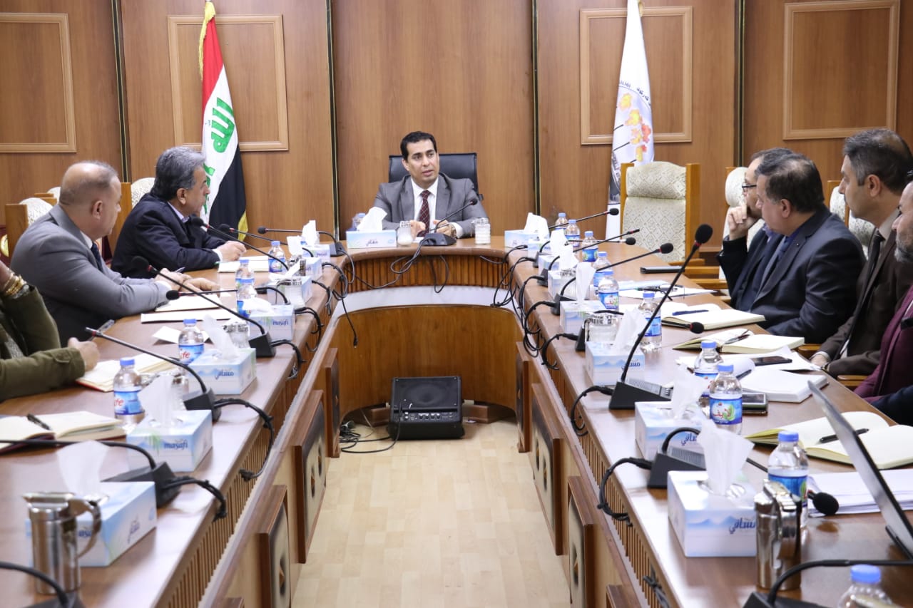 خلال اجتماع الدوائر الخدمية  التأكيد على خدمة مواطني كركوك وتنسيق العمل بين الدوائر في تنفيذ خطط الأعمار  