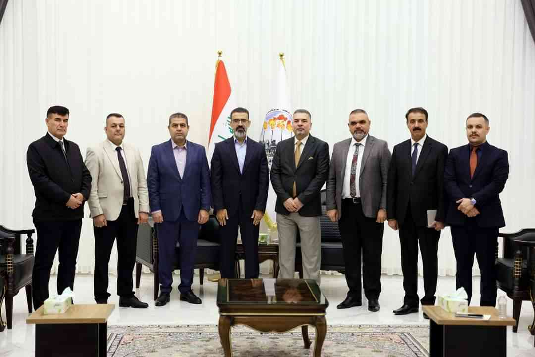 محافظ كركوك ريبوار طه مصطفى   يبحث جهود انجاح التعداد العام للسكان 