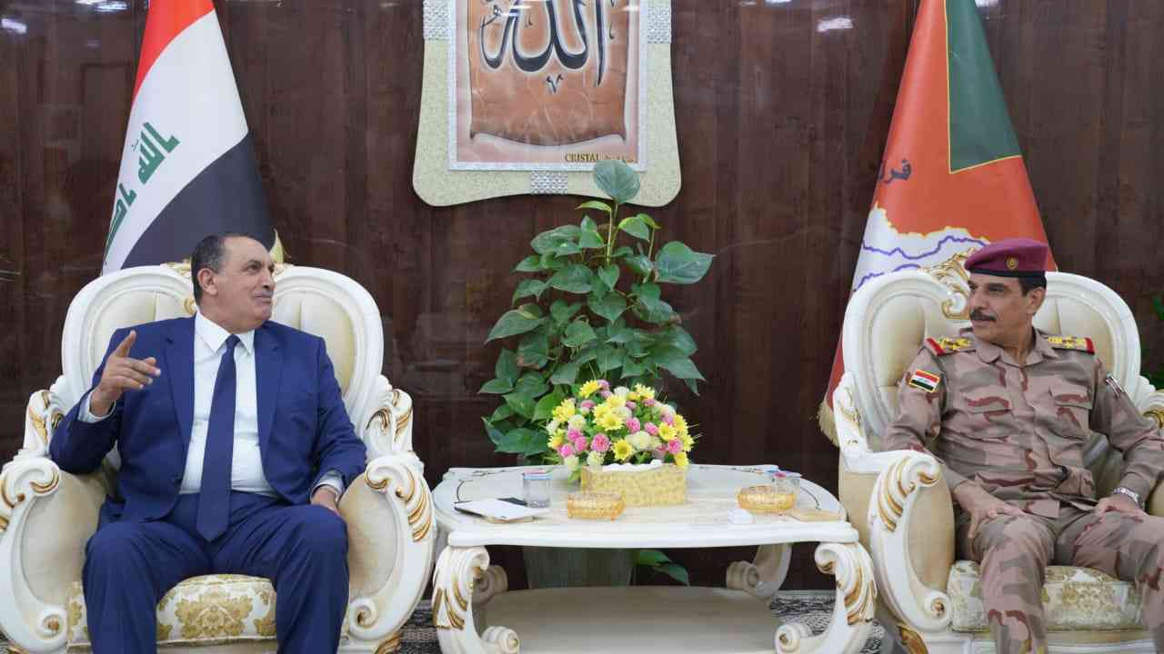 رئيس اركان الجيش ..  محافظ كركوك .. مقاتلاً مع قواتنا البطلة خلال عمليات التحرير ..وجئنا لنقدم الشكر والدعم لتميزه .