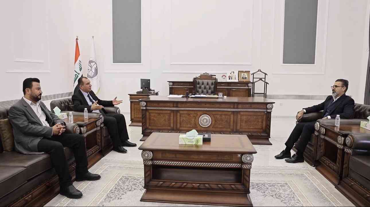 استقبل محافظ كركوك السيد ريبوار طه   قائممقام قضاء جمجمال السيد آسو بكر.