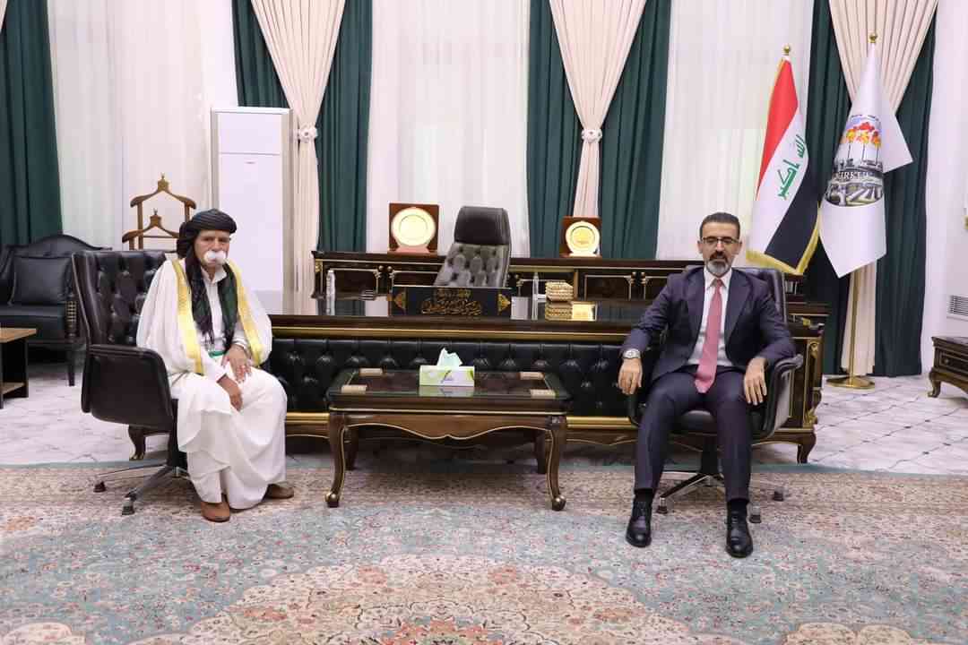 محافظ كركوك ..  يلتقي المرجع الروحي لقبيلة الكاكائية في العراق .
