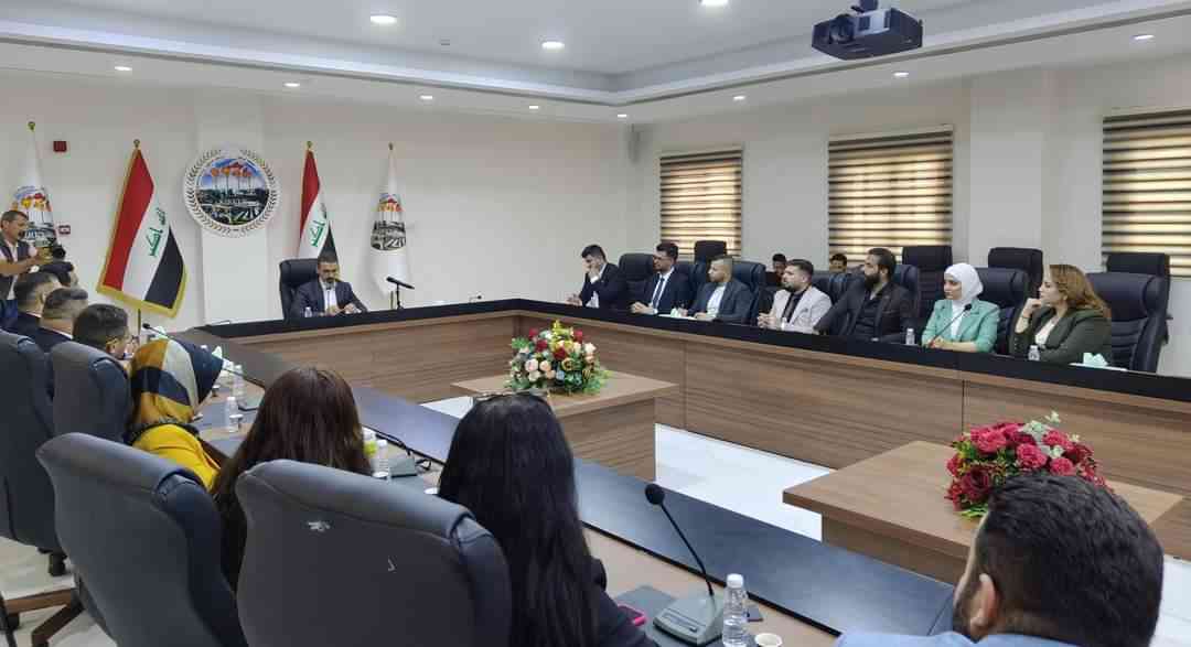 محافظ كركوك ..  يلتقي وفد المجلس الأعلى للشباب وسفراء شباب محافظة كركوك.