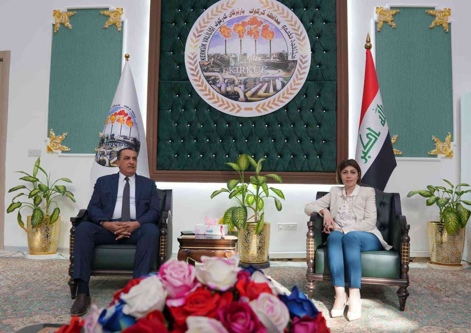 وزيرة الهجرة والمهجرين ..تلتقي محافظ كركوك ،وتبحث جهود دعم النازحين .