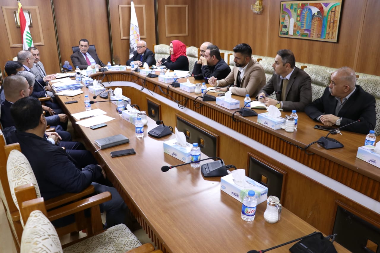    محافظ كركوك  يبحث المعوقات التي تواجه الاستثمار , وطرق معالجته