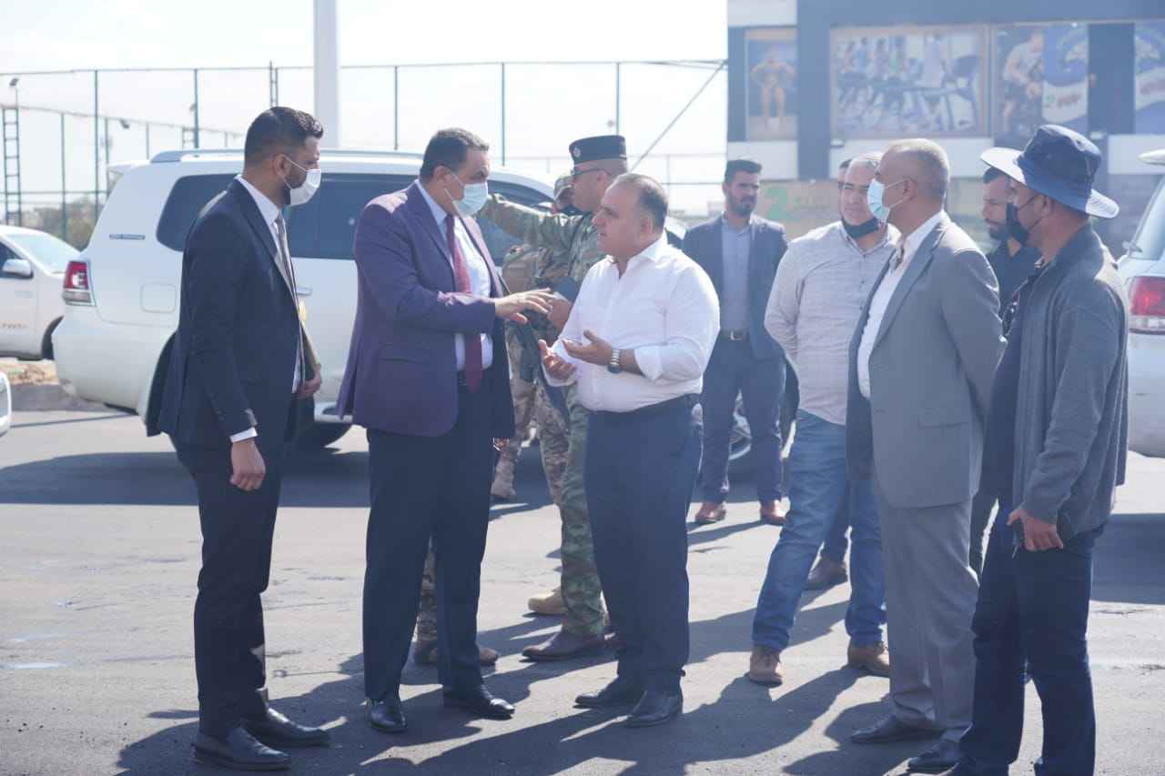 السيد محافظ كركوك  يتابع ميدانيا اعمال التبليط بشارع الكورنيش بمدينة كركوك. 