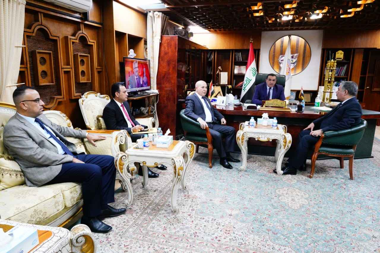  الجبوري  يلتقي مدير عام كمارك المنطقة الشمالية 