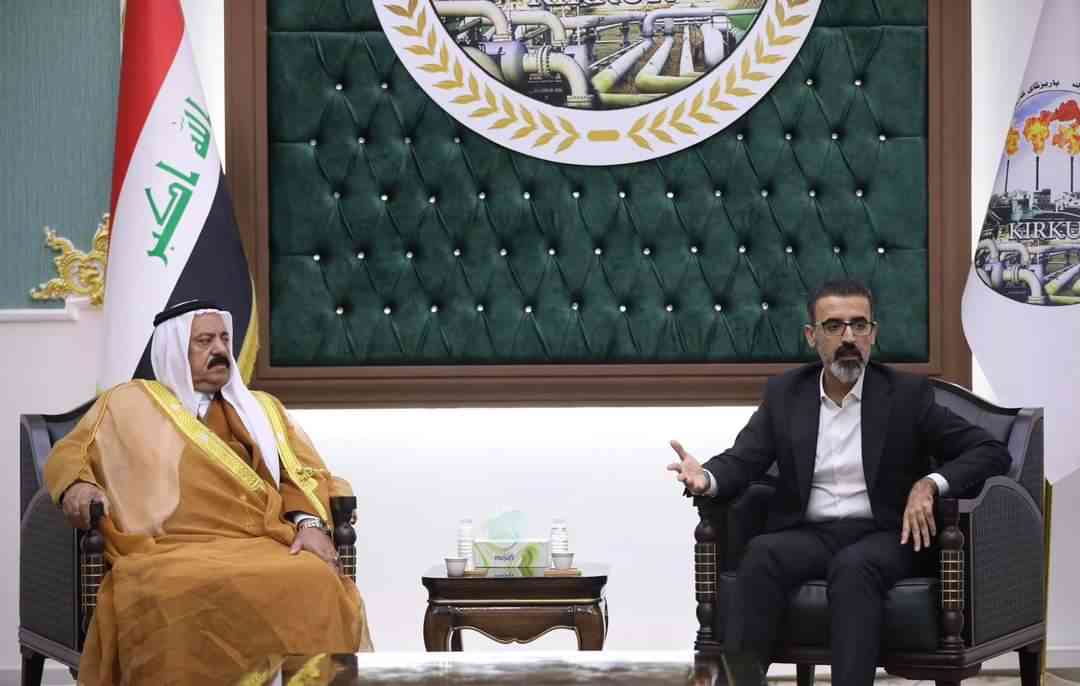 محافظ كركوك ريبوار طه   يستقبل وفد عشيرة الجنابيين في كركوك .