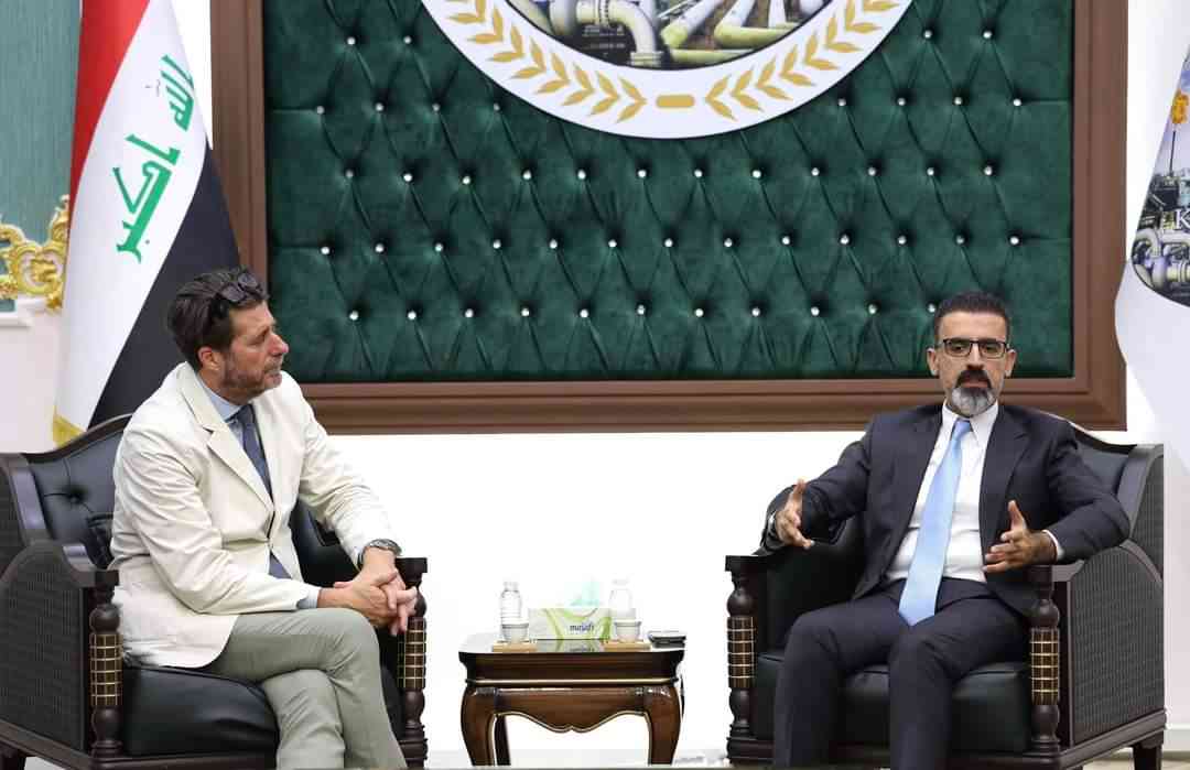 السيد محافظ كركوك ريبوار طه مصطفى   يستقبل وفد مؤسسة ستيرلنغ البريطانية التعليمية