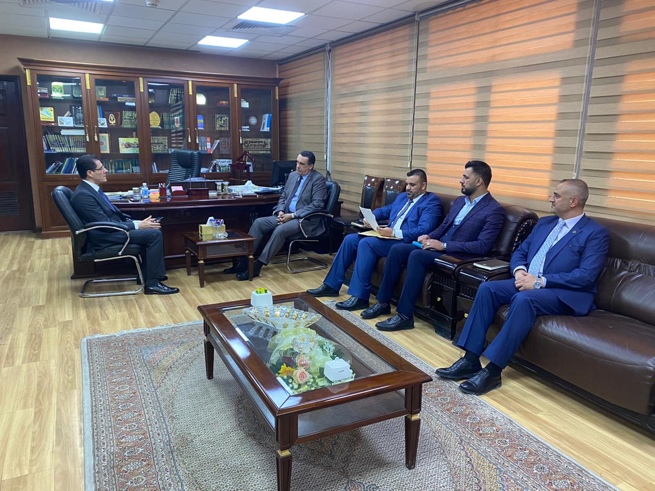 وزير التخطيط  يشيد بجهود ادارة كركوك في تنفيذ مشاريعها الخدمية ،ويثني على فريق المحافظة 