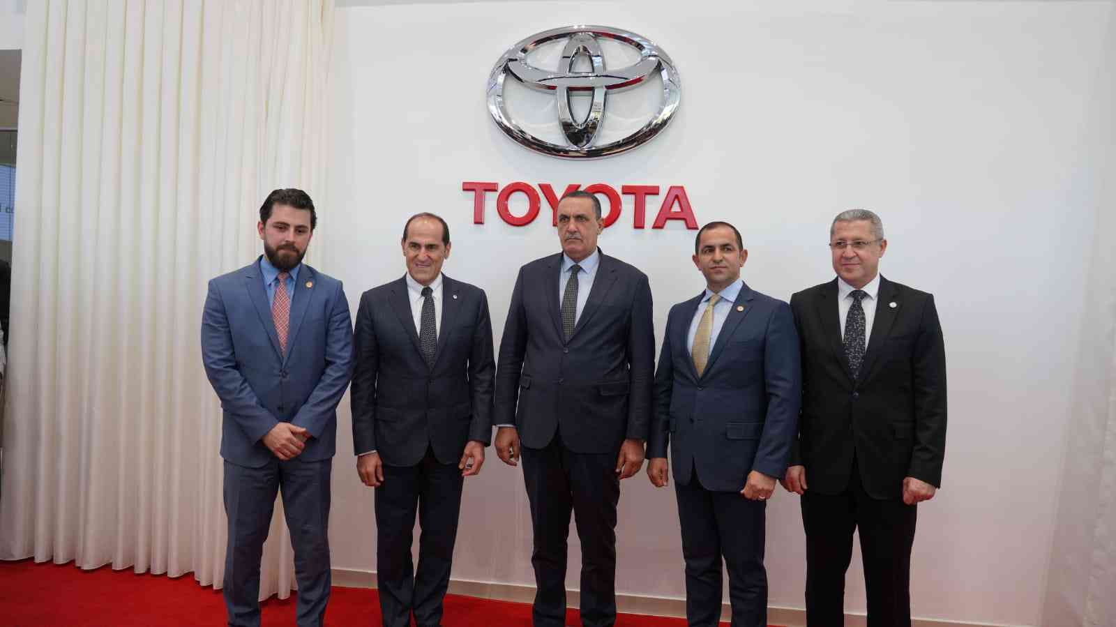لأول مرة بتاريخ المحافظة  ..  الجبوري .. يفتتح فرع وكالة تويوتا في كركوك .
