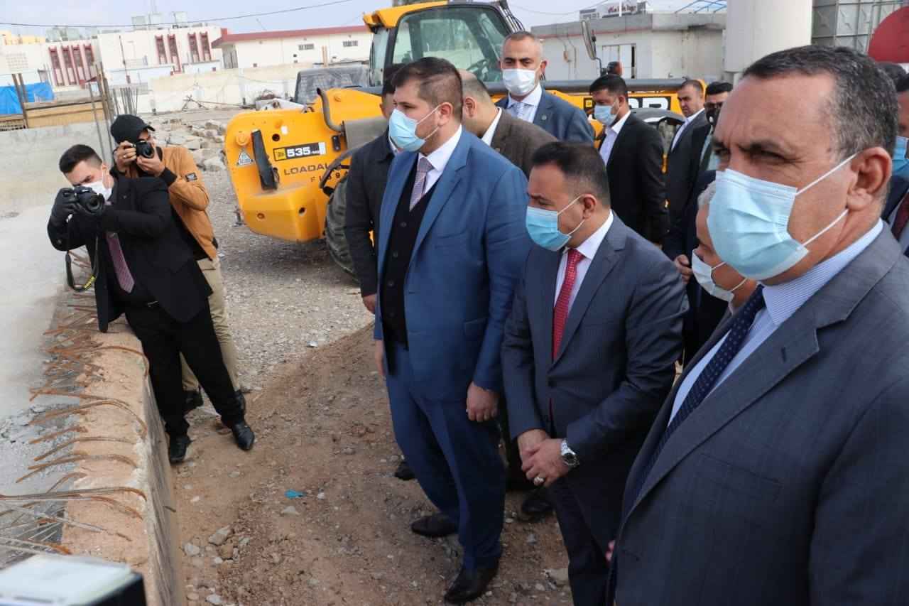 وزير الصحة ومحافظ كركوك  يتابعون ميدانيا اعمال تنفيذ مركز جراحة القلب في كركوك 