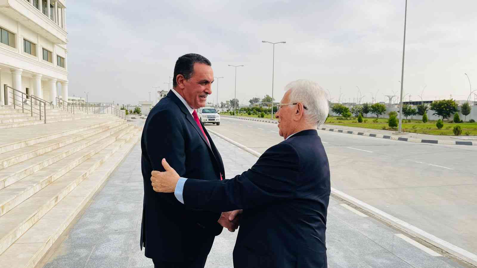 محافظ كركوك  يلتقي السيد ارشد الهرمزي .