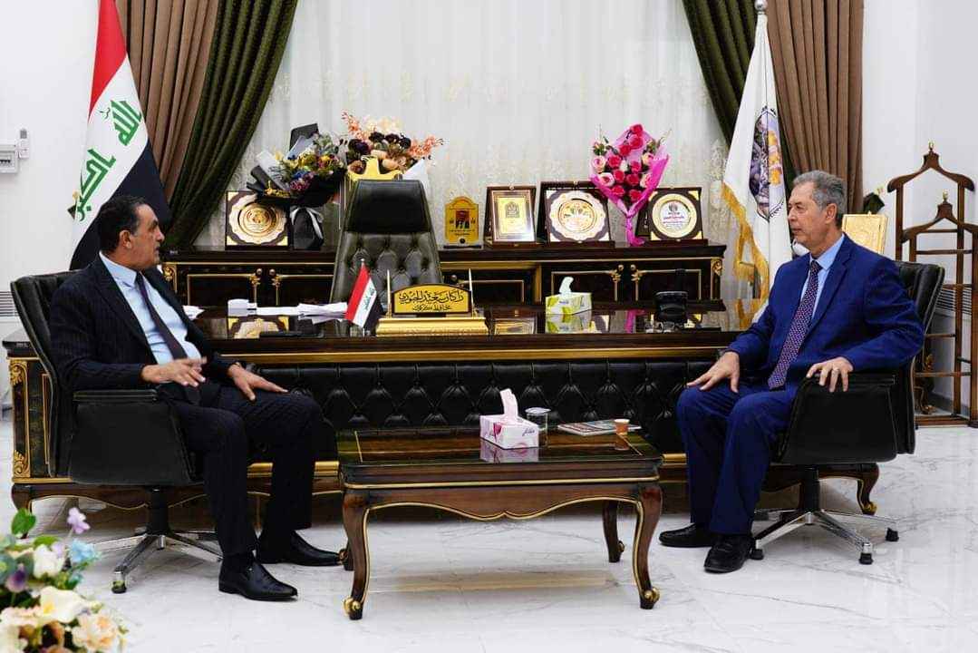 الجبوري  يلتقي أمين عام مكتب الثقافة التركمانية  .