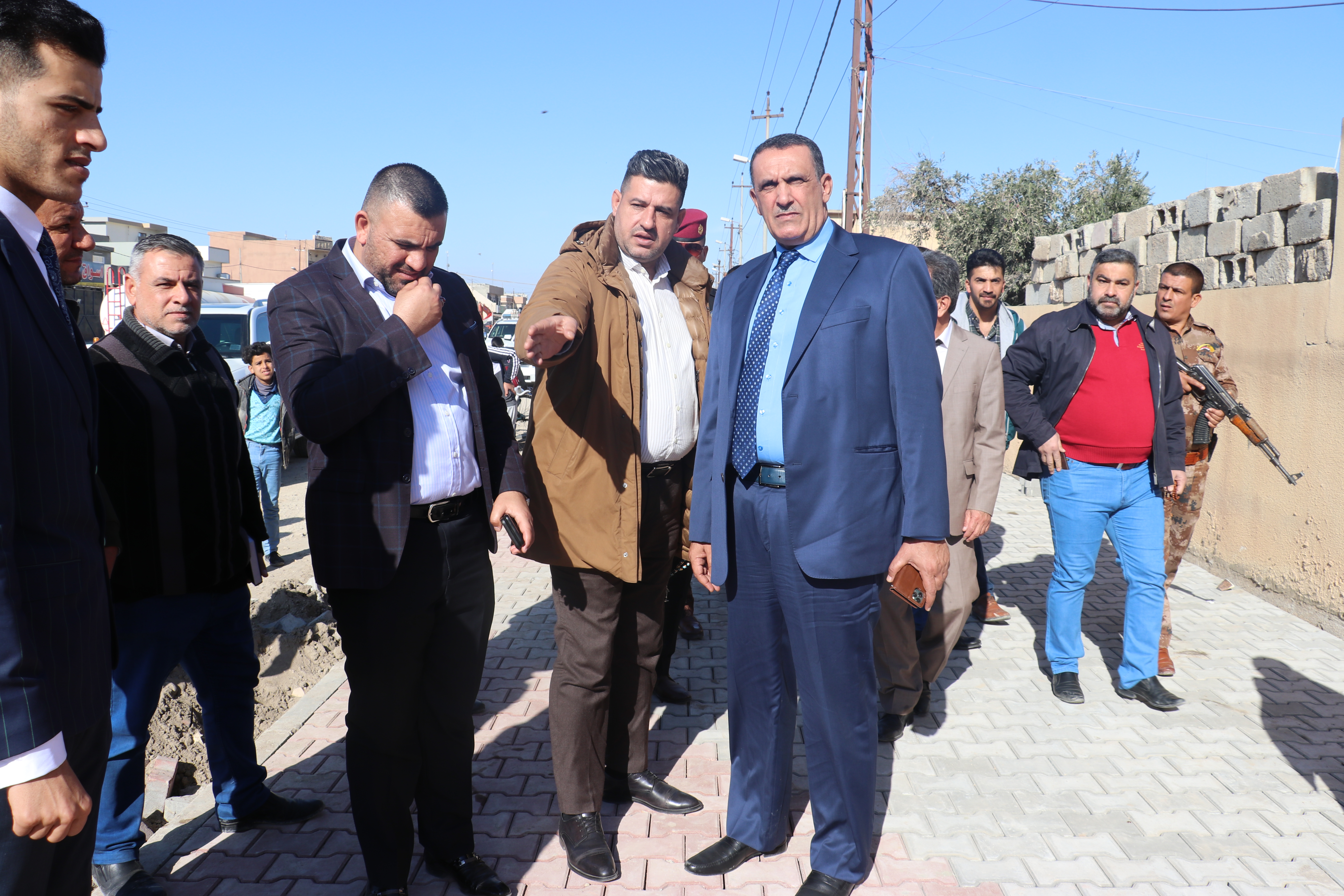   السيد محافظ كركوك  يتابع ميدانيا سير اعمال التطوير والتأهيل للقاطع البلدي السادس 