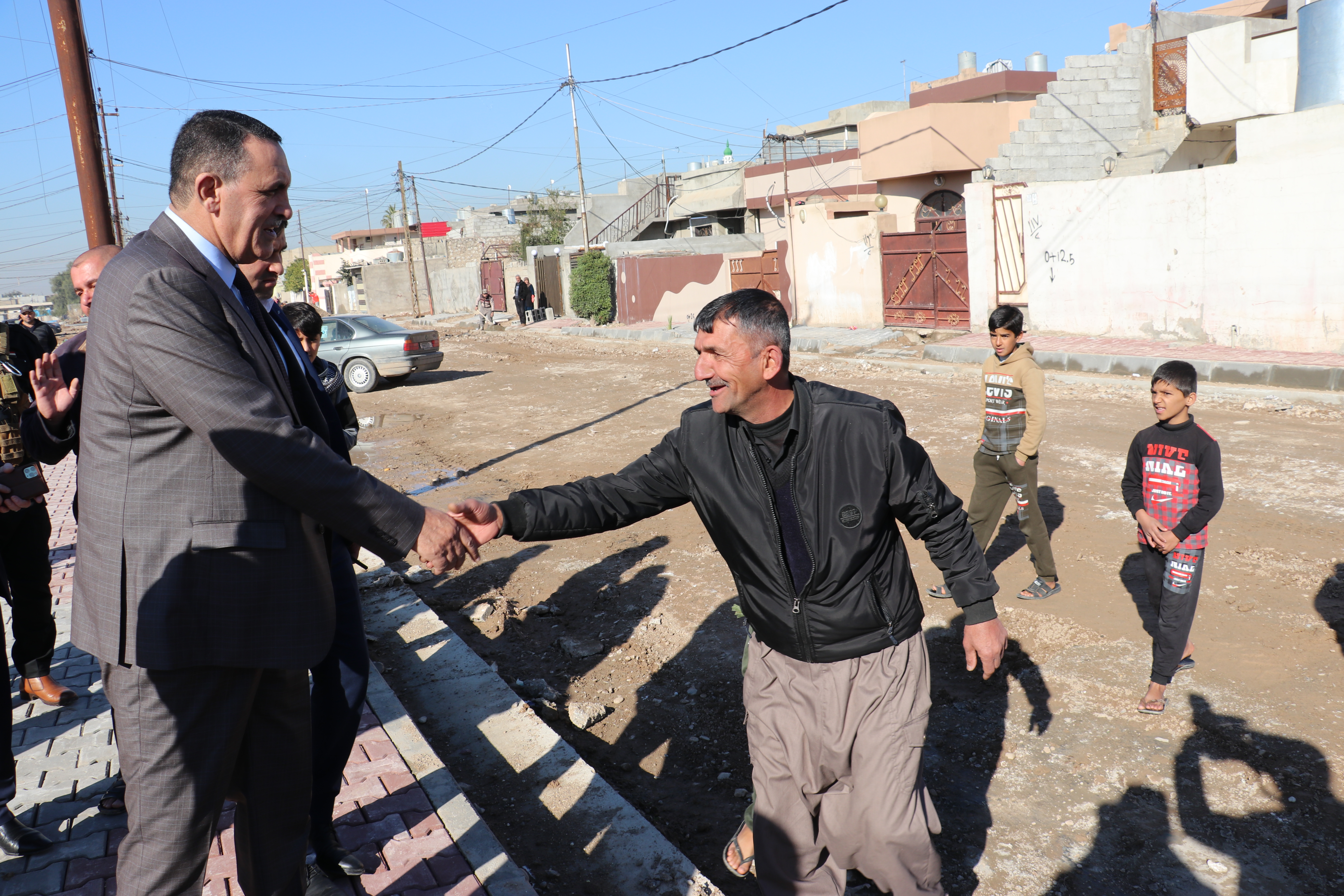   الجبوري  يتفقد سير تنفيذ المشاريع في قطاع البلدية الثالث والخامس  محافظ كركوك .. يوجه بأزالة عدد من الأعمال المخالفة للضوابط الفنية,,