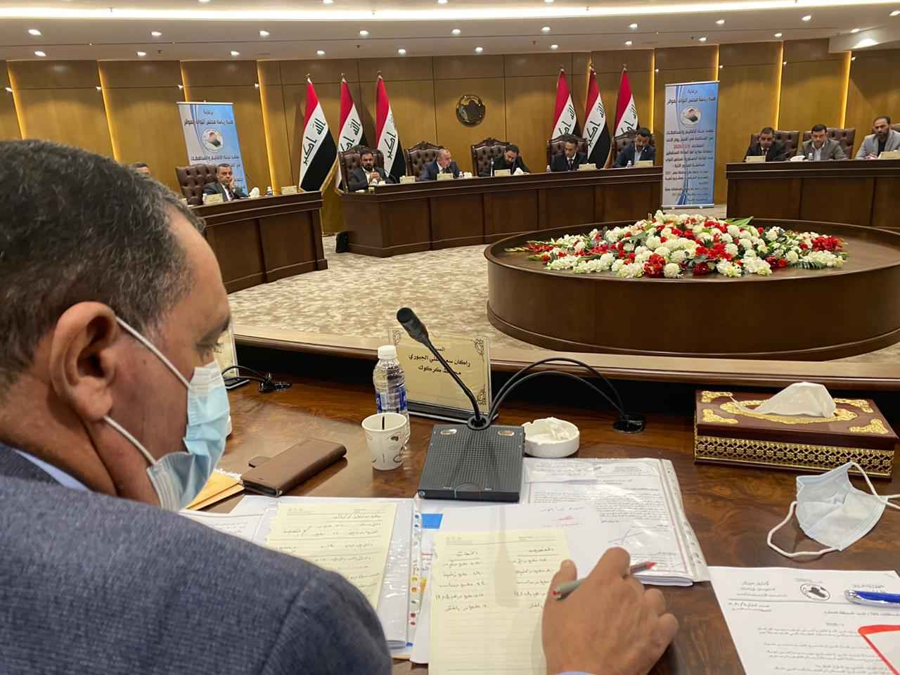 خلال كلمة له في الأجتماع للجنة الاقاليم والمحافظات برعاية هيئة رئاسة مجلس النواب الموقر بحضور النائب الاول لرئيس المجلس السيد حسن الكعبي ورؤساء لجان المالية والاقاليم وعددا من اعضاء مجلس النواب.. -السيد محافظ كركوك راكان سعيد الجبوري يؤكد. ..