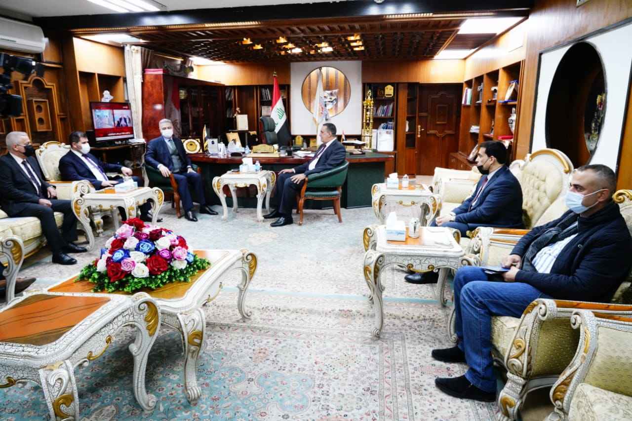  بهدف خدمة مواطني كركوك وتعزيز التعاون المشترك  السيد محافظ كركوك  يبحث مع السادة اعضاء مجلس النواب ارشد الصالحي والدكتور احمد حيدر مستحقات كركوك , وايجاد حلول لمشكلة الكهرباء والموازنة الأتحادية وسرعة تنفيذ المشاريع ..