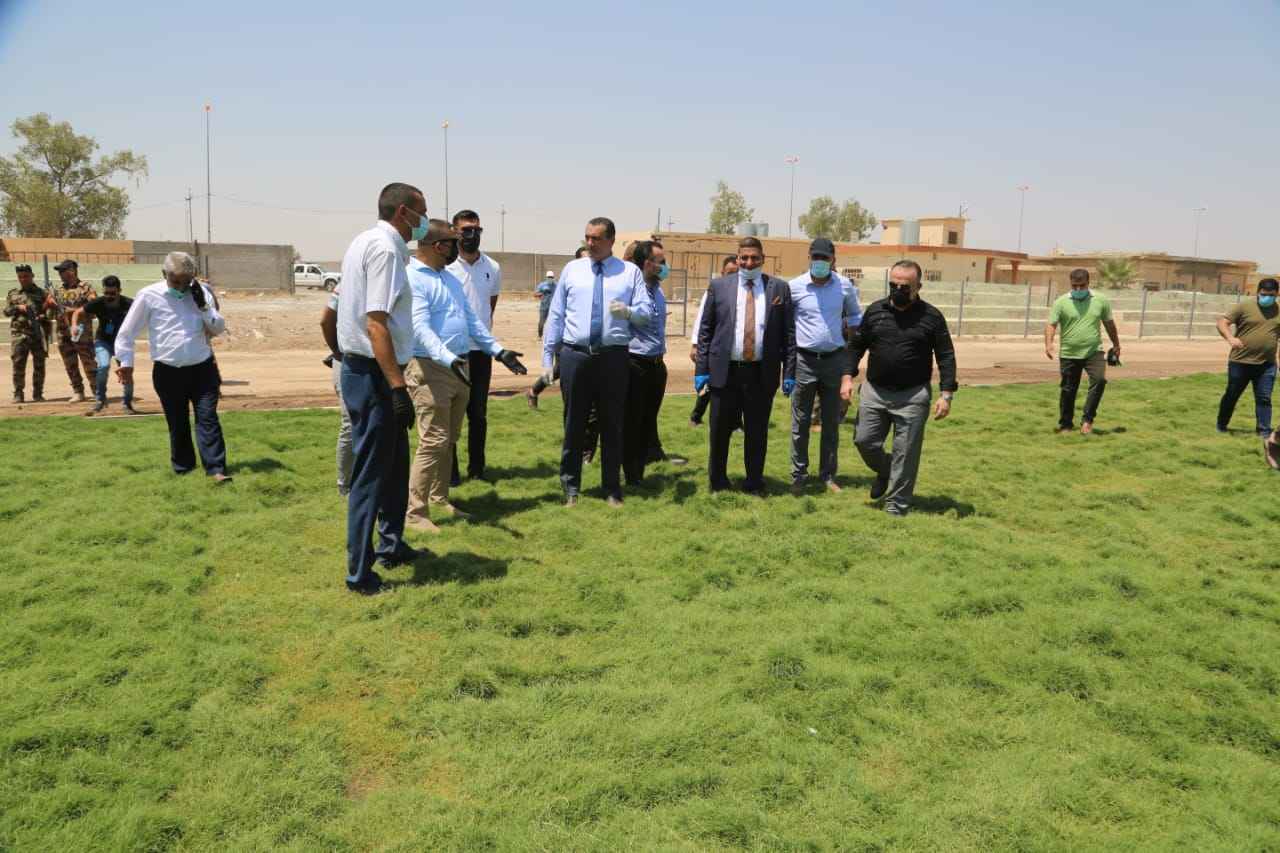 محافظ كركوك  ومدراء الدوائر الخدمية   يطلعون على مشاريع   تطوير القطاع الرياضي والمساحات الخضراء في الحويجة   