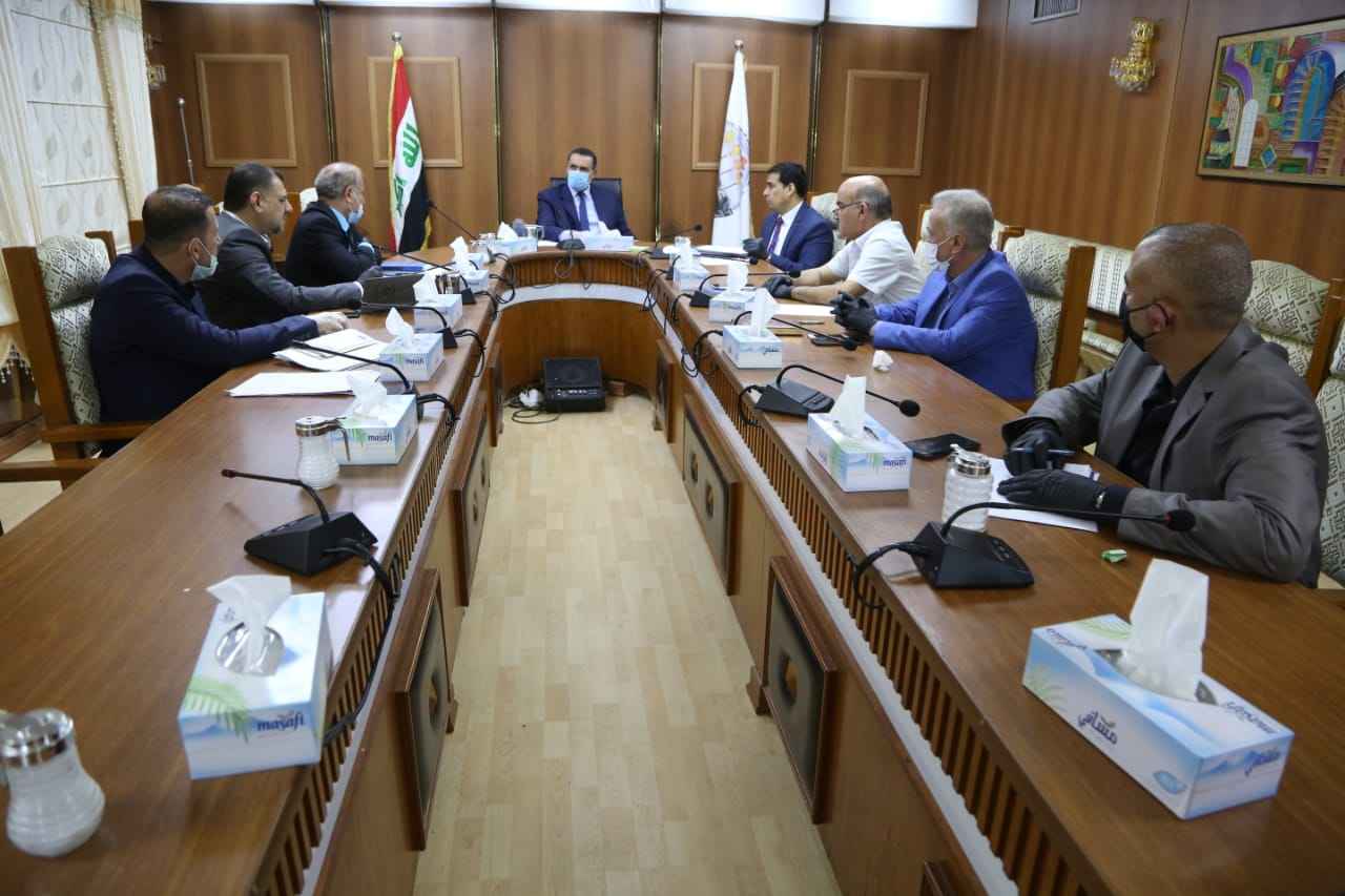 محافظ كركوك  يؤكد اهمية ضمان التجهيز العادل للكهرباء لجميع مواطني محافظتنا , والألتزام بحصتها ضمن الشبكة الوطنية 