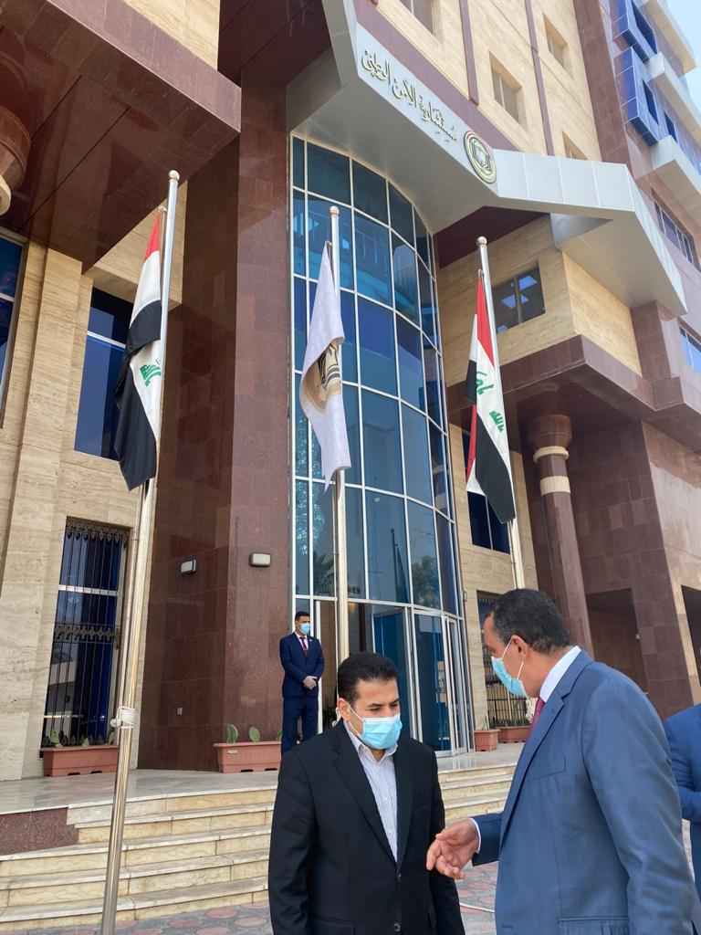     على هامش اجتماع ايقاف التعاملات المالية بالمناطق المحررة  مستشار الأمن الوطني  يبحث مع  الجبوري اوضاع المحافظة 