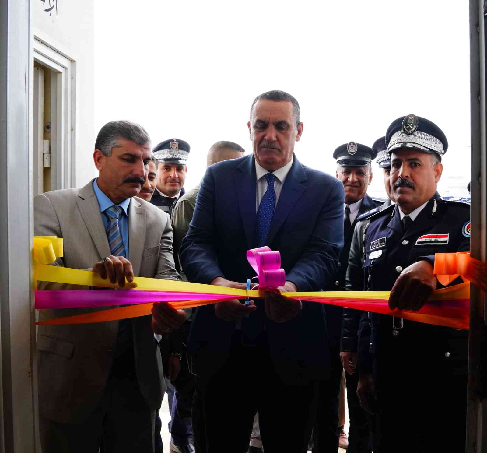 مع ساعات الصباح الاولى  الجبوري .. يفتتح قاطع مرور الحويجة .