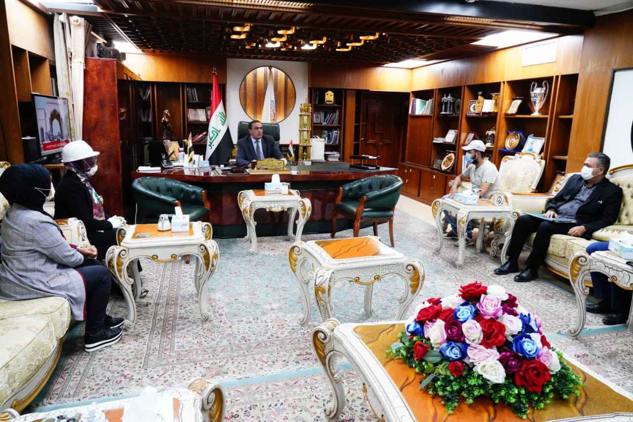 الجبوري  حريصون على  ضمان حقوق المطالبين بفرص عمل 