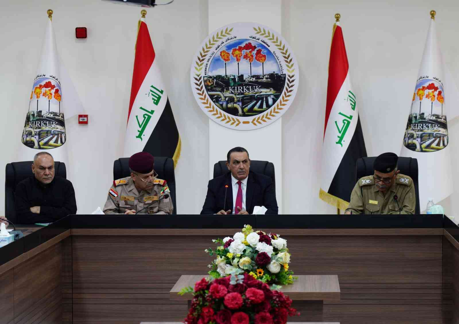 بهدف ايجاد حلول وتنسيق في معالجة التحديات للعمل الميداني لبرنامج شؤون الالغام .  محافظ كركوك ..  يترأس اجتماع لقيادات امنية ومنظمات دولية لتنسيق العمل وتحقيق النتائج .