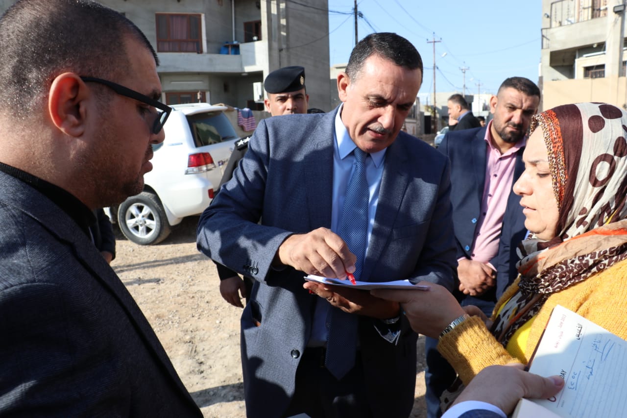 محافظ كركوك  وخلال جولته الميدانية ,, يهنى مواطني محافظتنا وقواتنا الأمنية بحلول العام الميلادي الجديد 