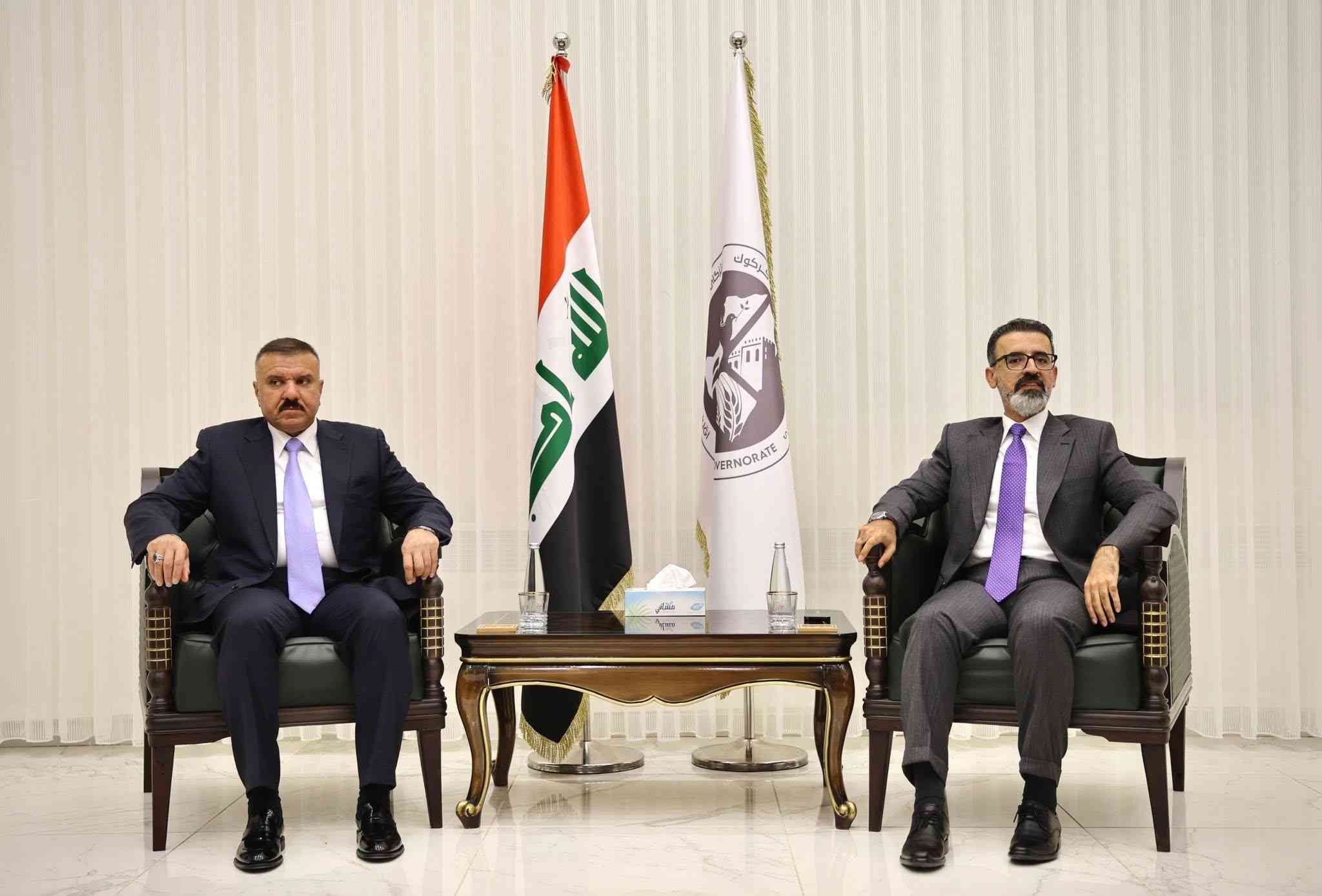 وصل معالي وزير الداخلية عبد الأمير الشمري إلى مبنى محافظة كركوك 