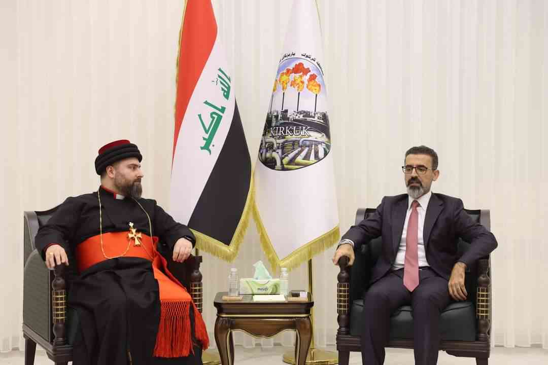 محافظ كركوك ريبوار طه مصطفى   يستقبل راعي الكنيسة الشرقية القديمة