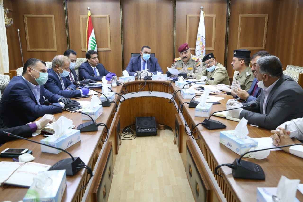 لجنة الحصاد والتسويق  تشيد بجهود أبطال الدفاع المدني  السيد محافظ كركوك  حريصون على أنجاح موسم الحصاد والتسويق .  حربية  قواتنا الأمنية ستسهل تسويق المحاصيل وتعمل على اسناد فرق الدفاع المدني في اخماد الحرائق وحماية المناطق الزراعية 