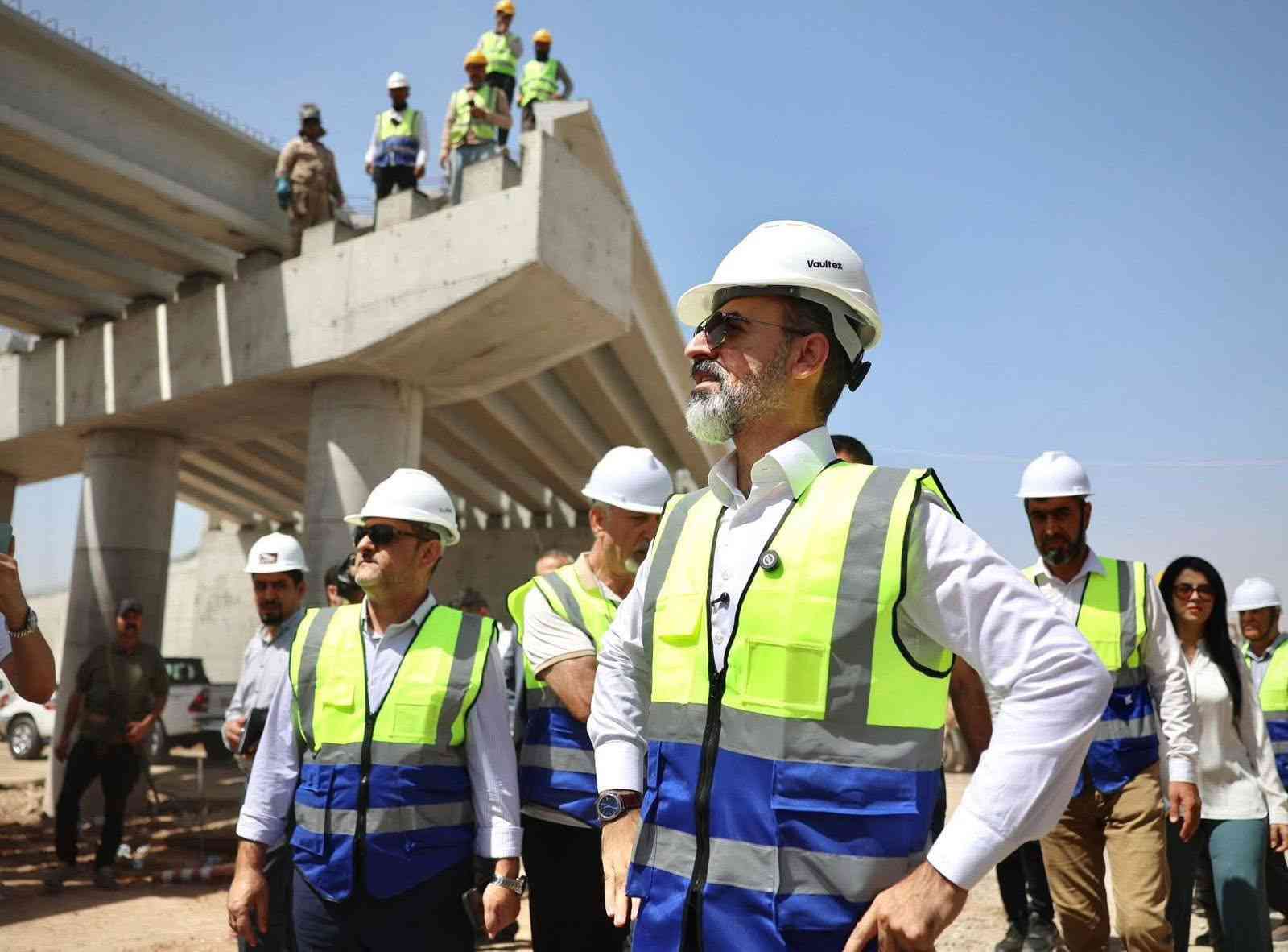 تابع السيد المحافظ ريبوار  طه   أعمال تنفيذ مشروع إنشاء مجسر گورگەچال، 